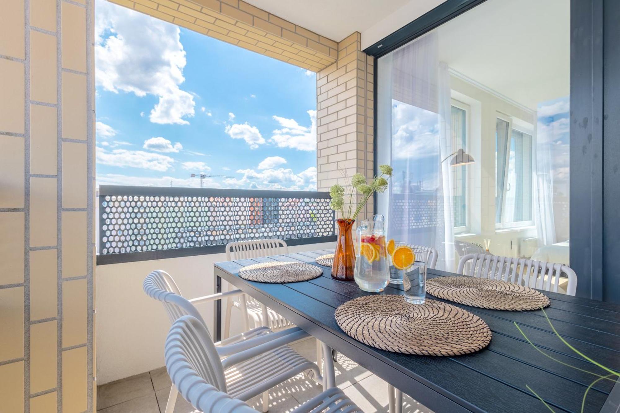 Apartament Bright 2Br - 7Th Floor, Balcony, Free Parking By Gravity Praga Zewnętrze zdjęcie