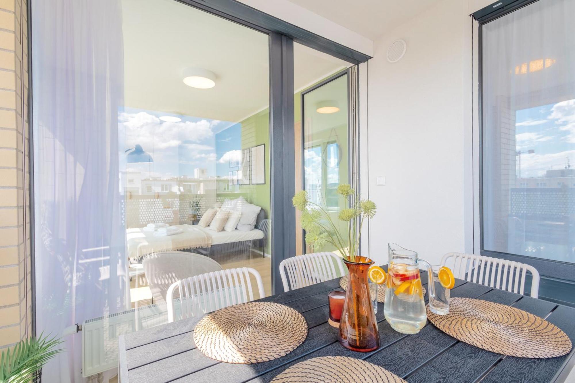 Apartament Bright 2Br - 7Th Floor, Balcony, Free Parking By Gravity Praga Zewnętrze zdjęcie