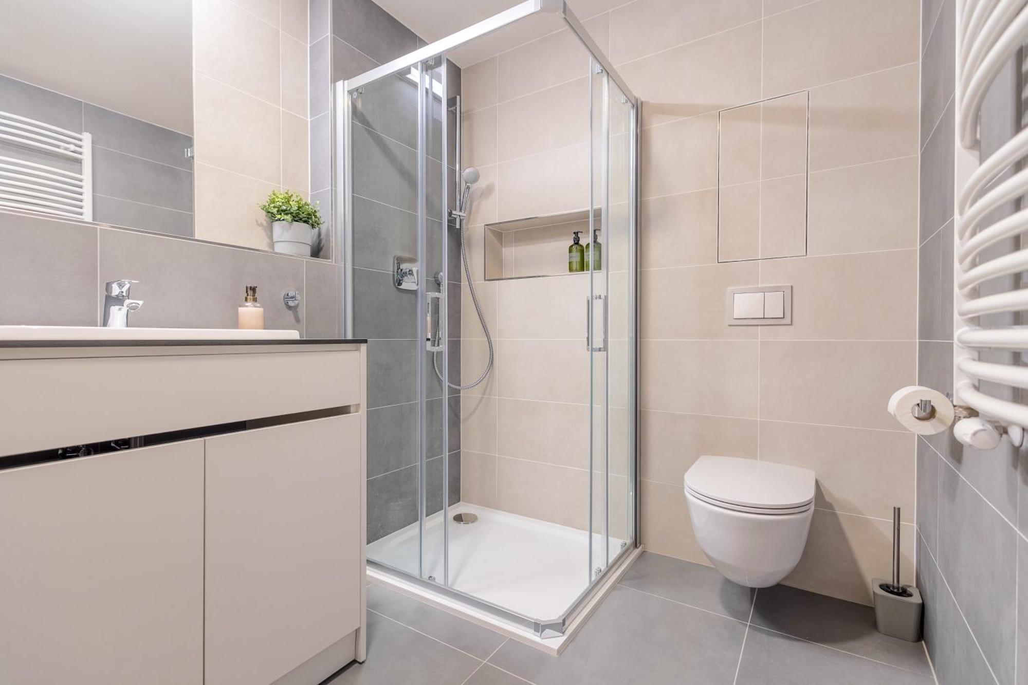 Apartament Bright 2Br - 7Th Floor, Balcony, Free Parking By Gravity Praga Zewnętrze zdjęcie